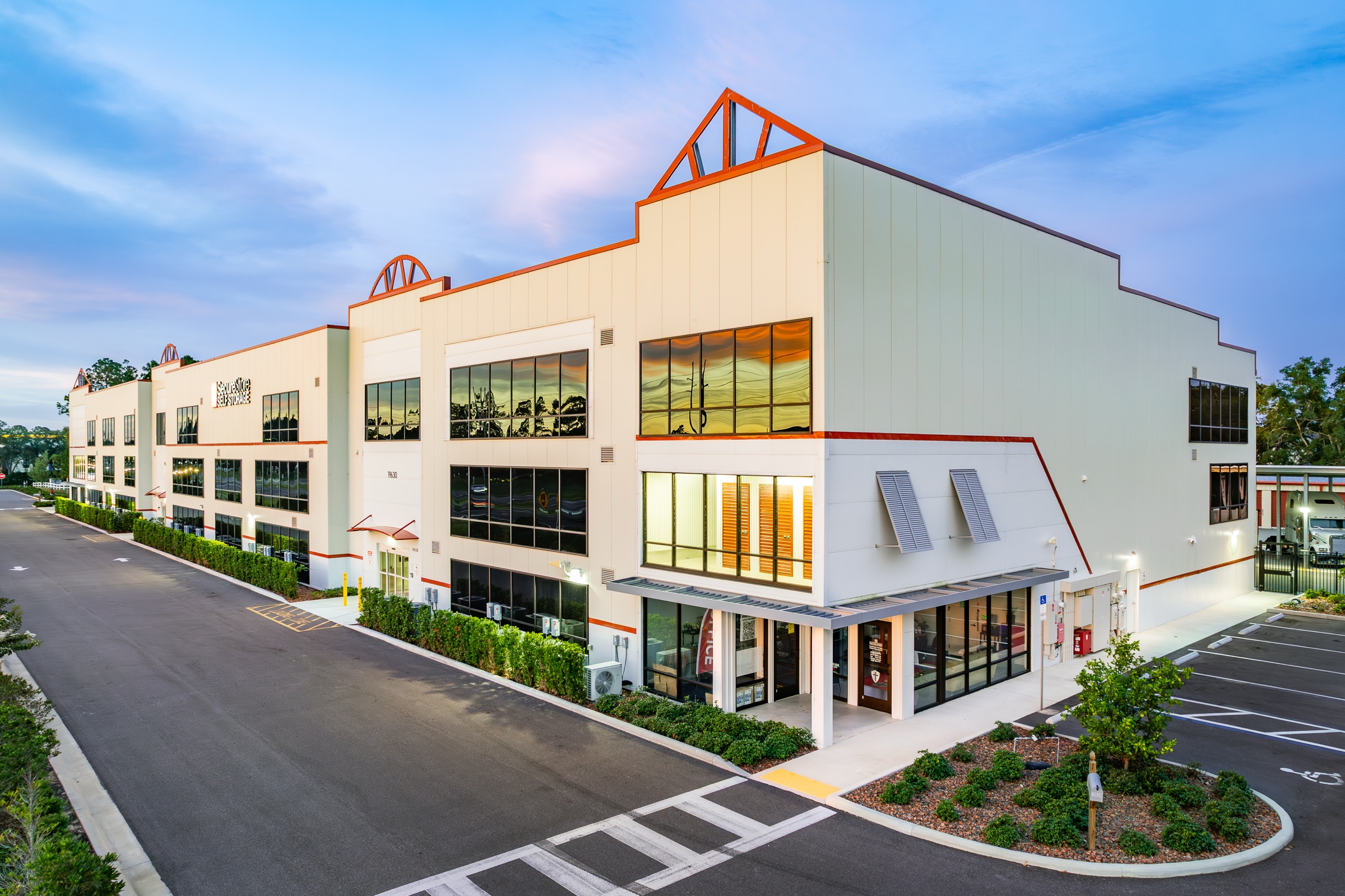 Industrial and self-storage property portfolio image 9